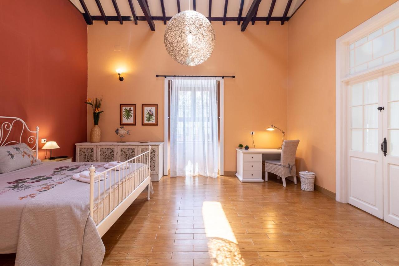 הוילה ארוקאס Casona Gildana: Historia, Patrimonio/E-Working מראה חיצוני תמונה